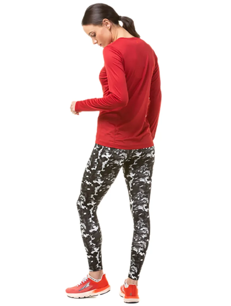 Ronhill Women's Tech L/S Tee Jam/Flame-3